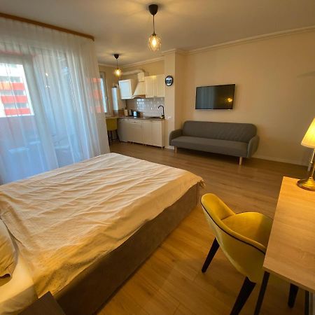 Amber Studio Oradea Apartman Kültér fotó