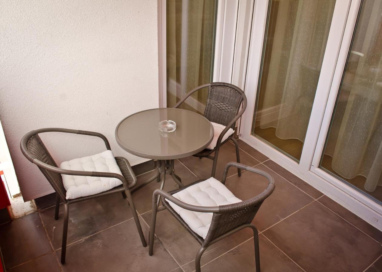 Amber Studio Oradea Apartman Kültér fotó