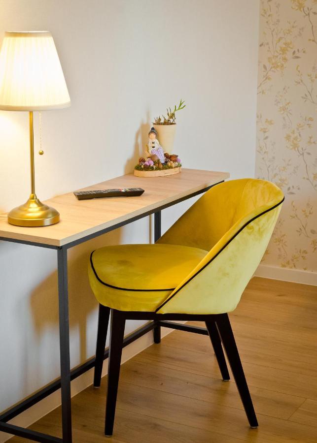 Amber Studio Oradea Apartman Kültér fotó